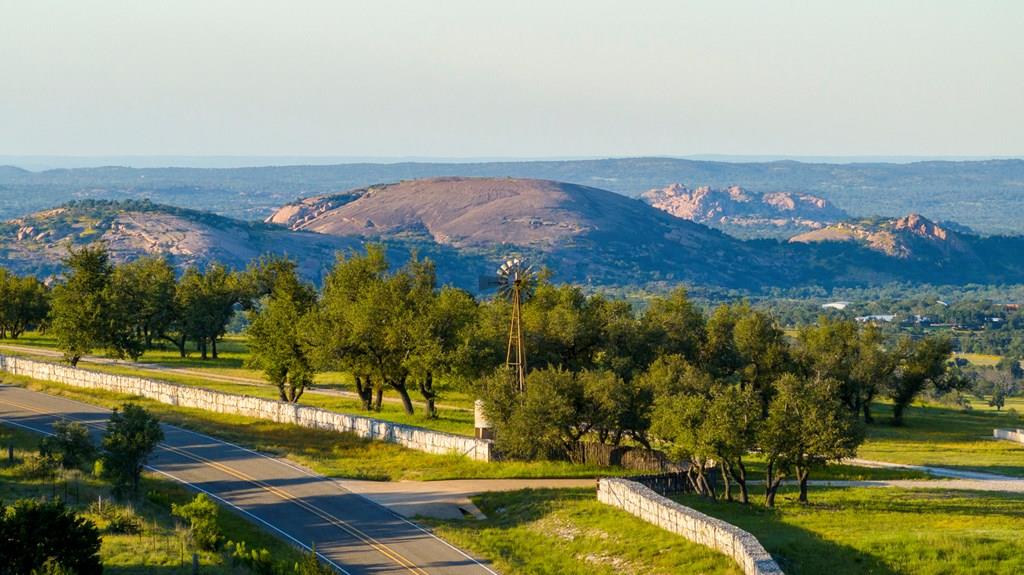 14087 Ranch Road 965 Highway, Fredericksburg, TX 78624