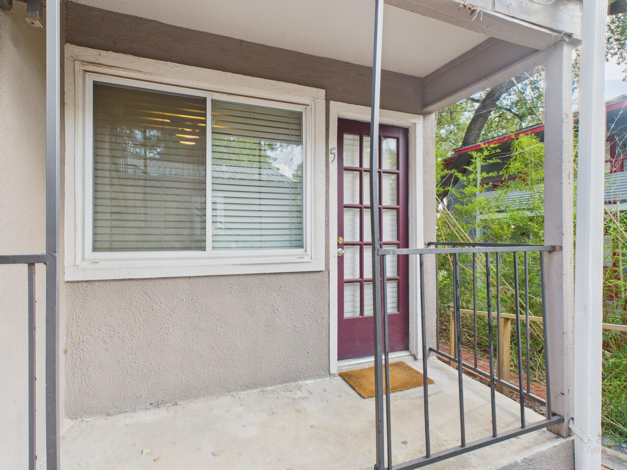 1106 22nd St # 5, Austin, TX 78705