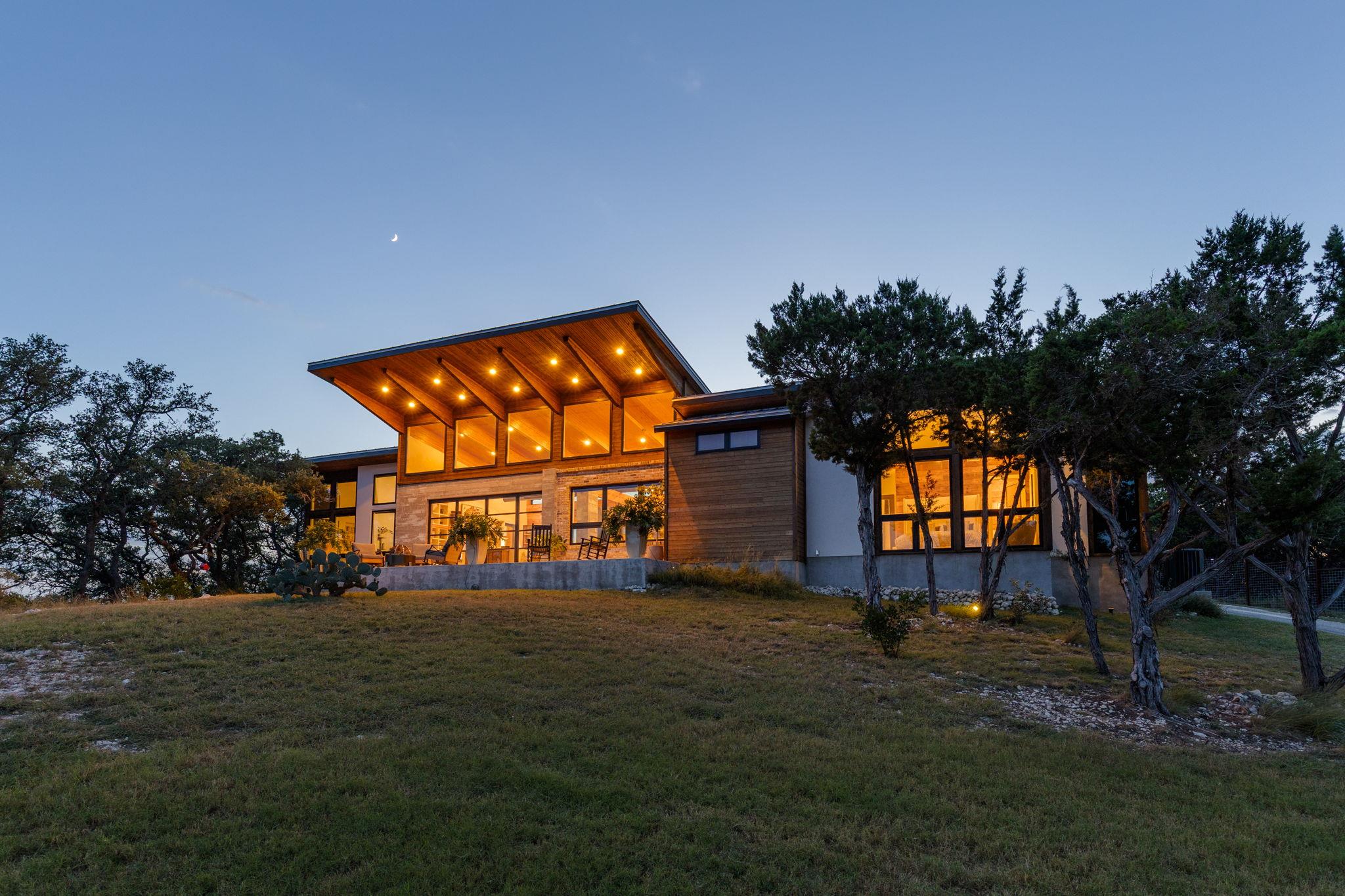 283 Hills Of Bandera Rd, Bandera, TX 78003