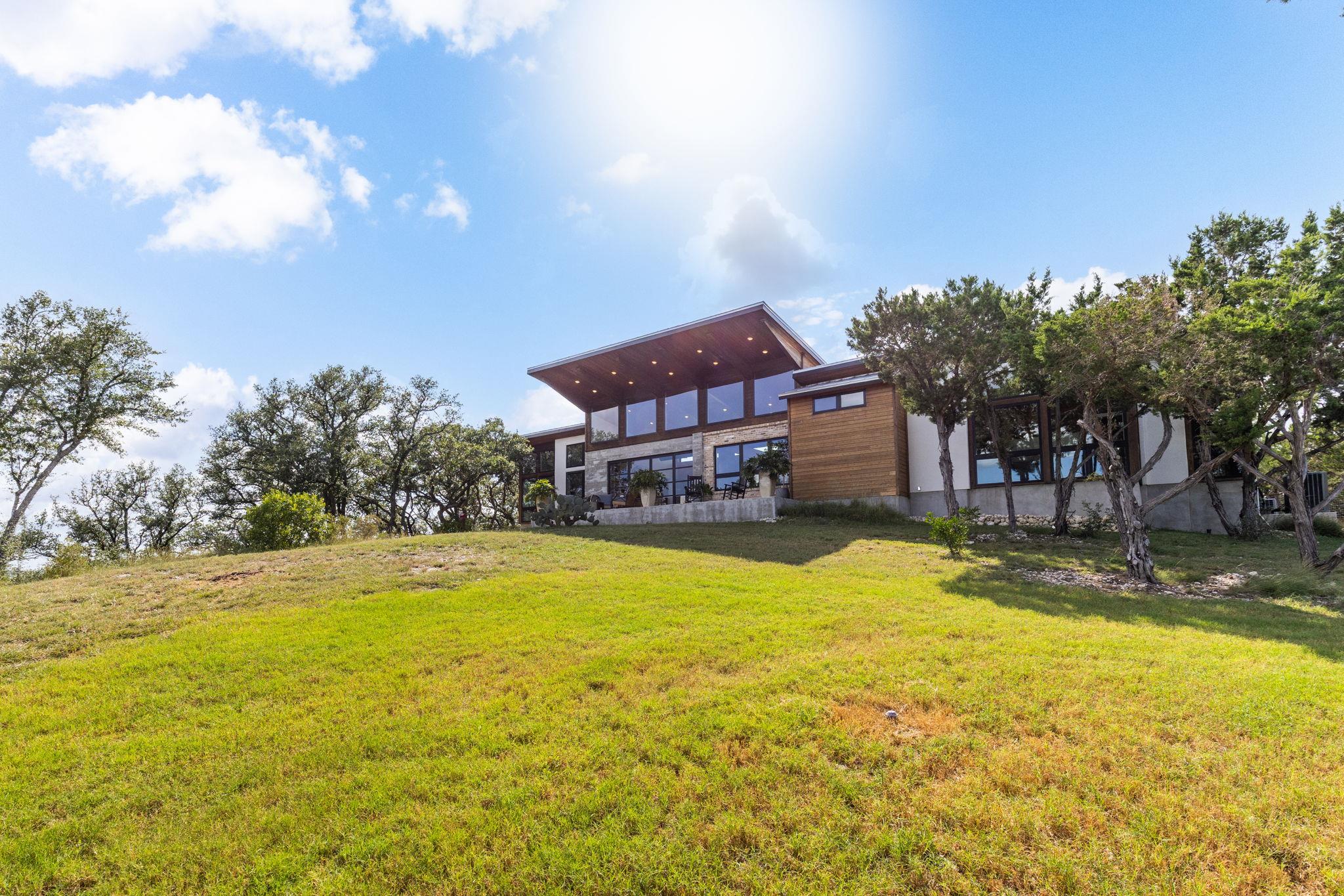 283 Hills Of Bandera Rd, Bandera, TX 78003