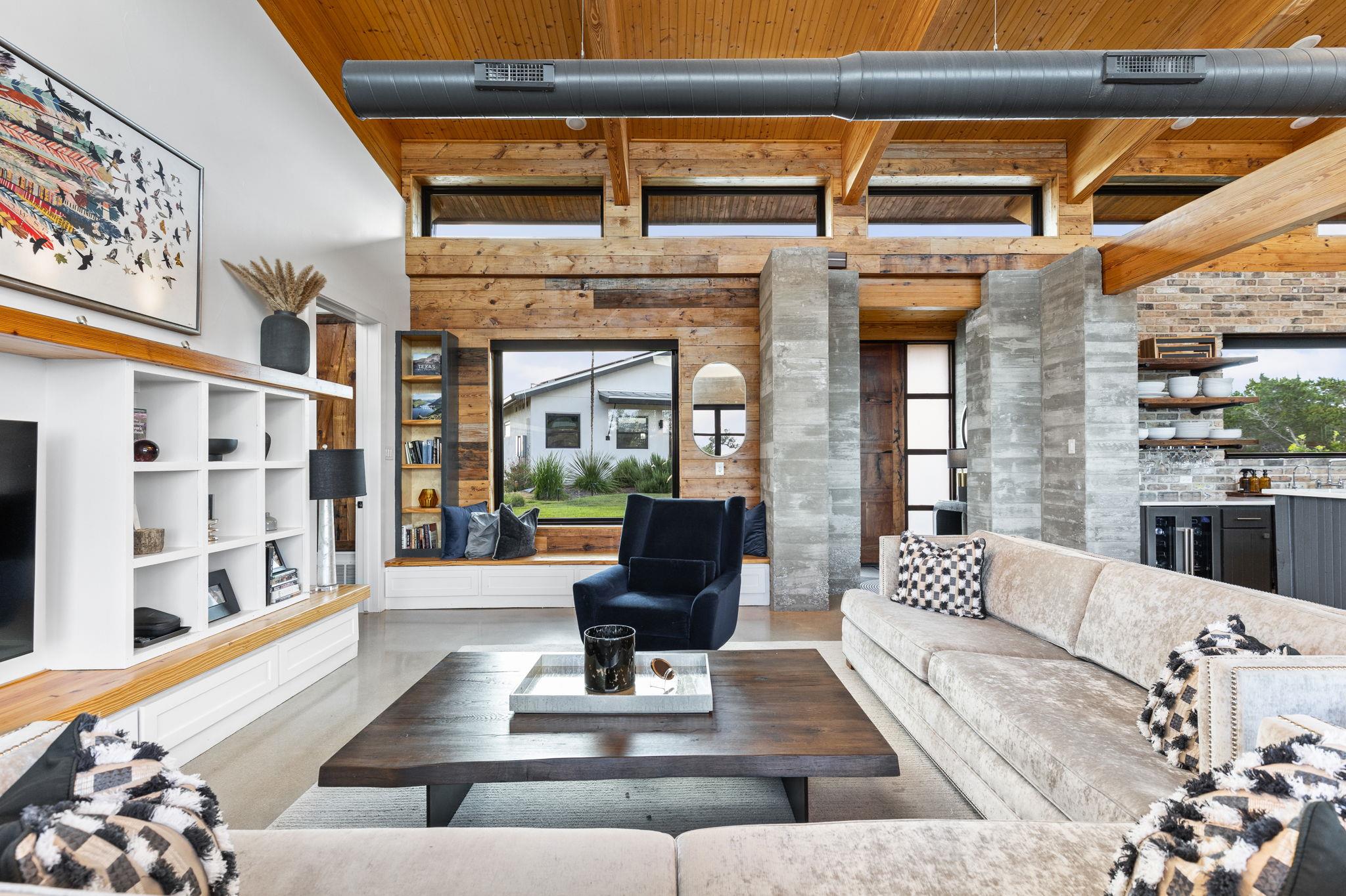 283 Hills Of Bandera Rd, Bandera, TX 78003