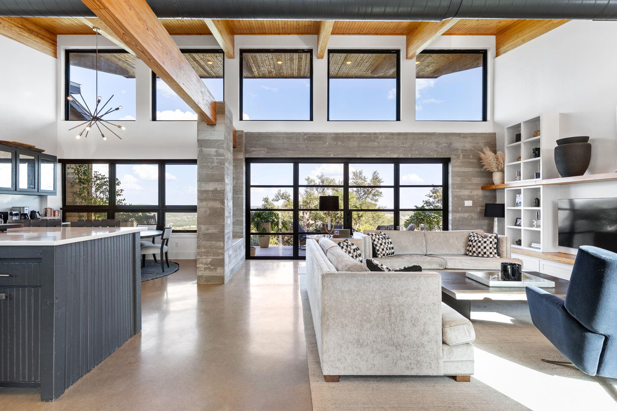 283 Hills Of Bandera Rd, Bandera, TX 78003