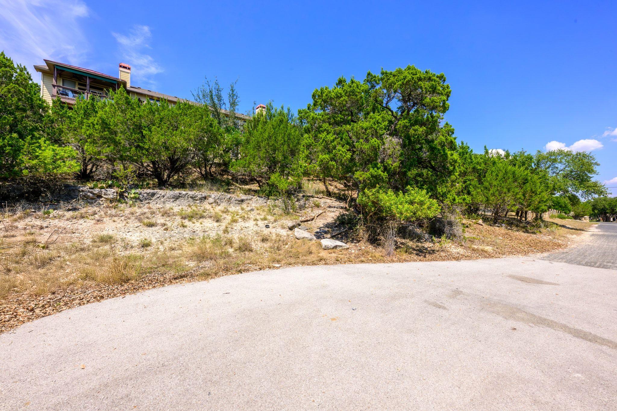 1101 OAK HURST Rd # 100, Austin, TX 78734