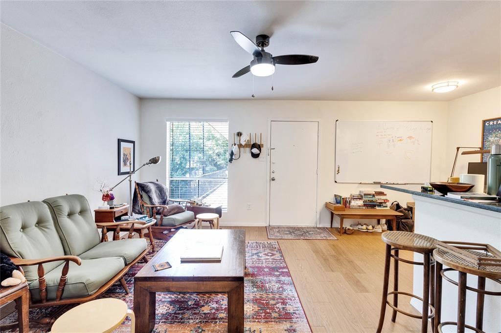 2207 Leon St # 303, Austin, TX 78705