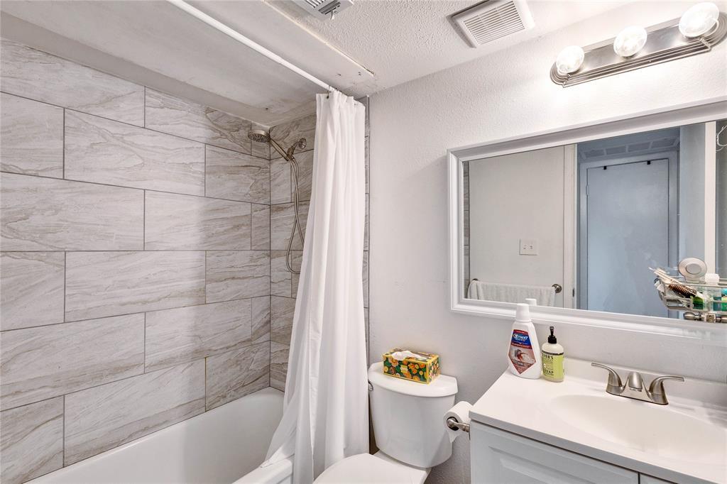 2207 Leon St # 303, Austin, TX 78705