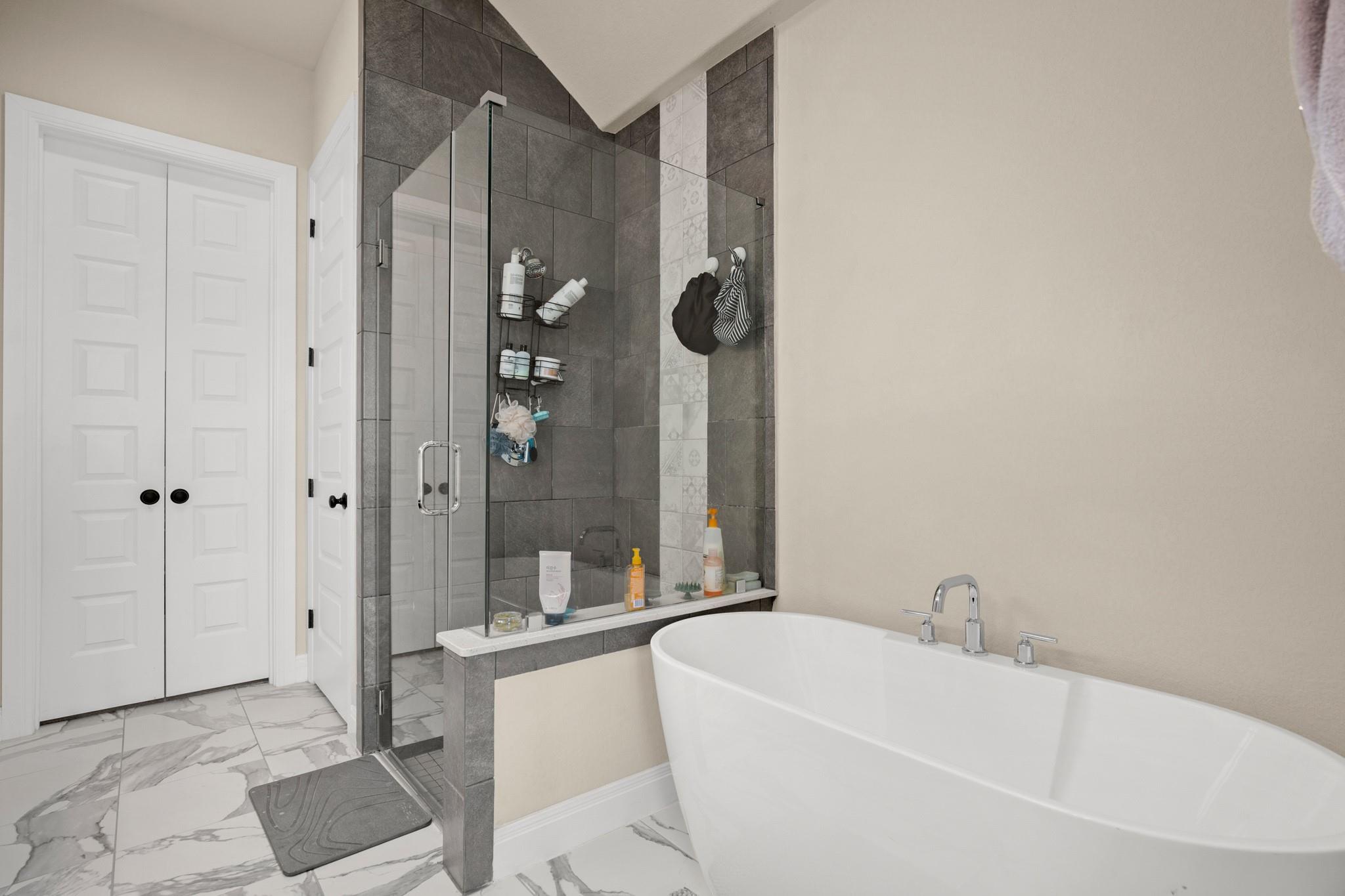 525 Faith Dr, Liberty Hill, TX 78642