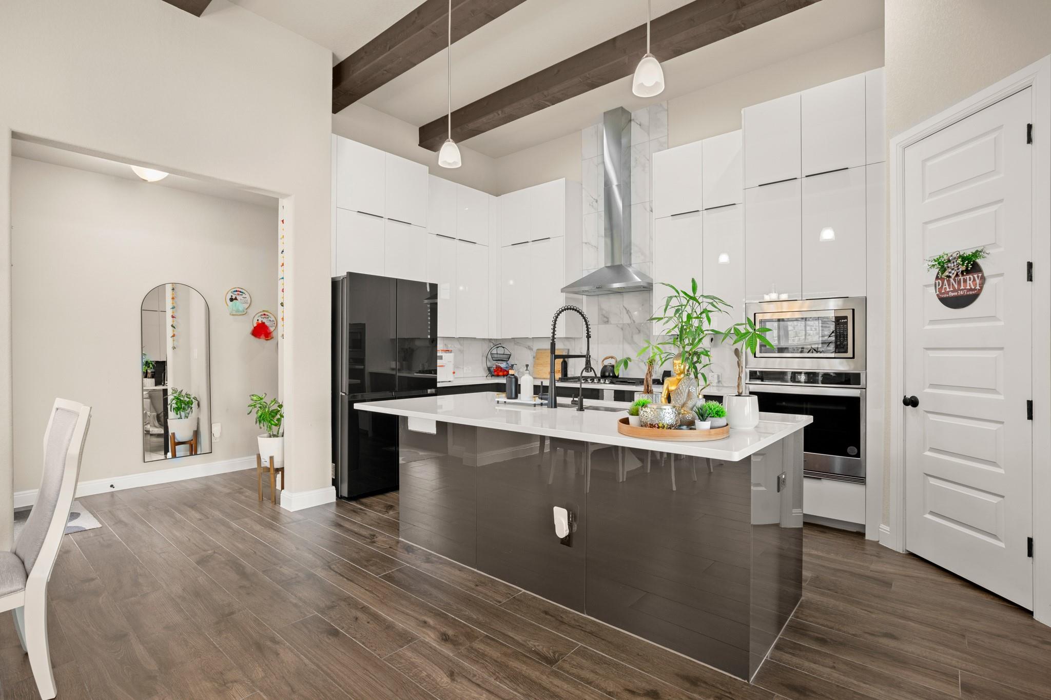 525 Faith Dr, Liberty Hill, TX 78642