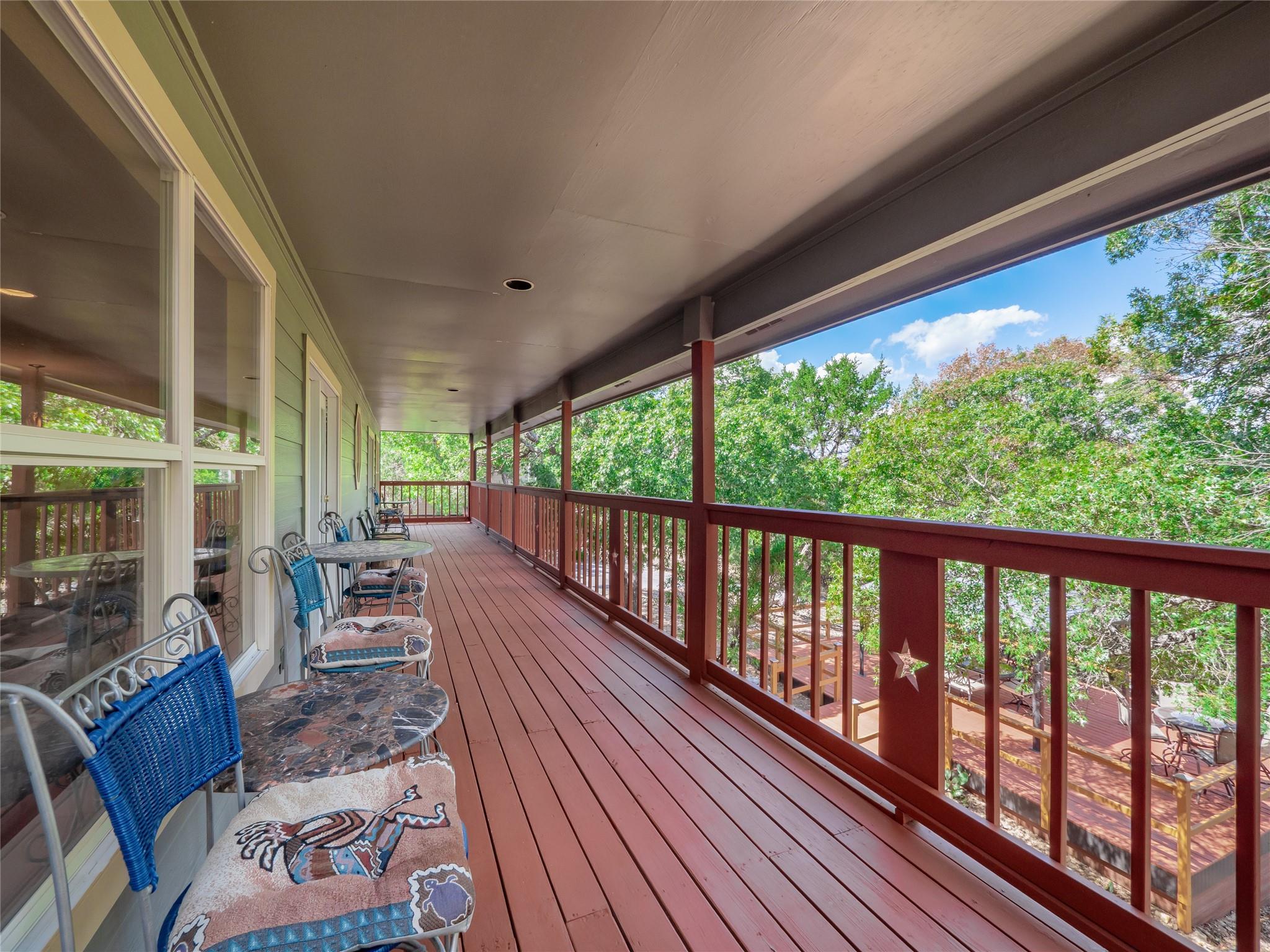 2706 Tradewind Dr, Spicewood, TX 78669