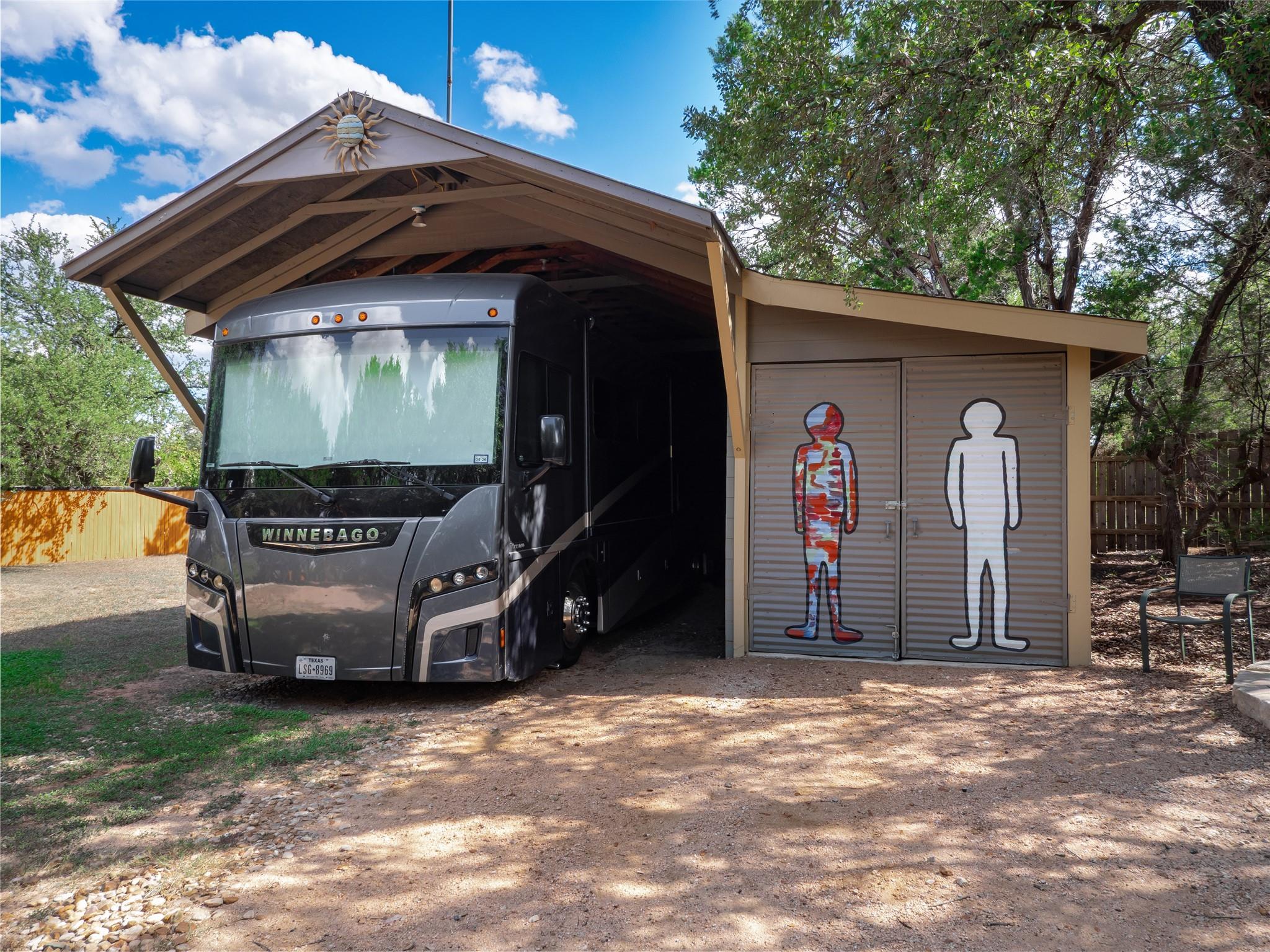 2706 Tradewind Dr, Spicewood, TX 78669