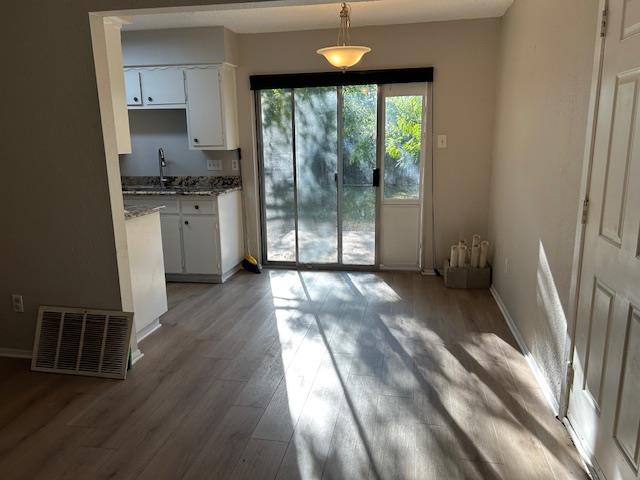 7711 Meadowview Ln # B, Austin, TX 78752