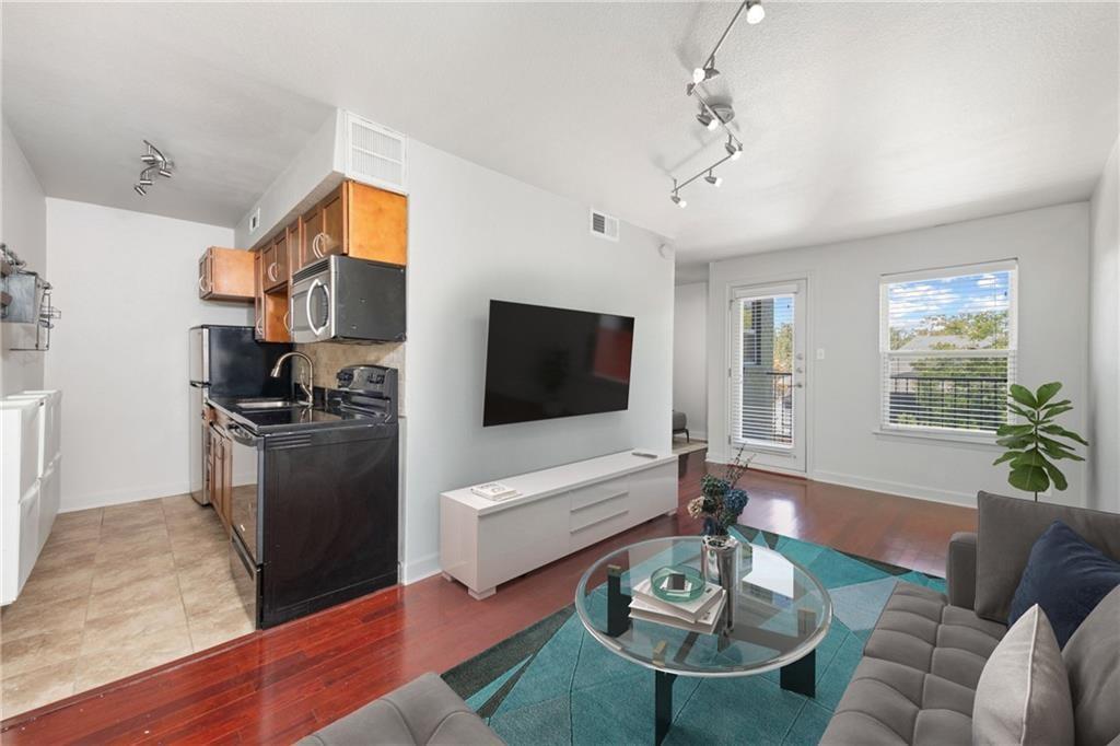 2020 S Congress Ave # 1216, Austin, TX 78704