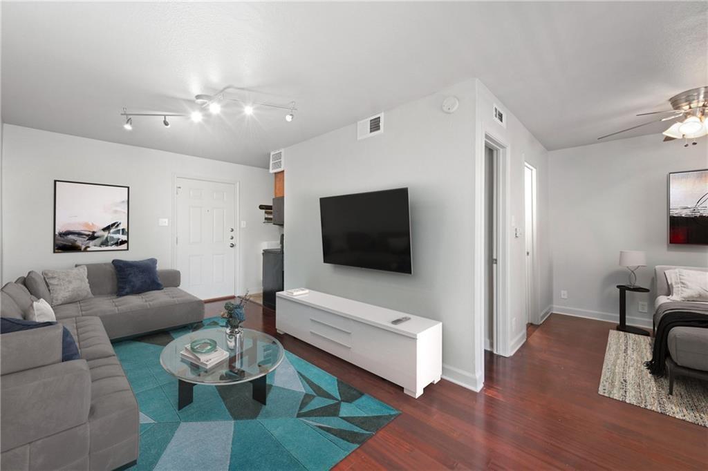 2020 S Congress Ave # 1216, Austin, TX 78704