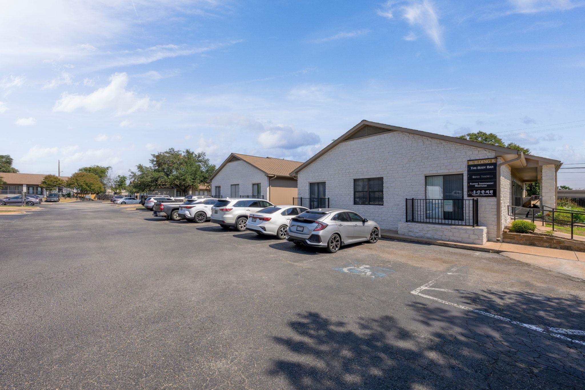 13740 Research Blvd # R Unit 2, Austin, TX 78750