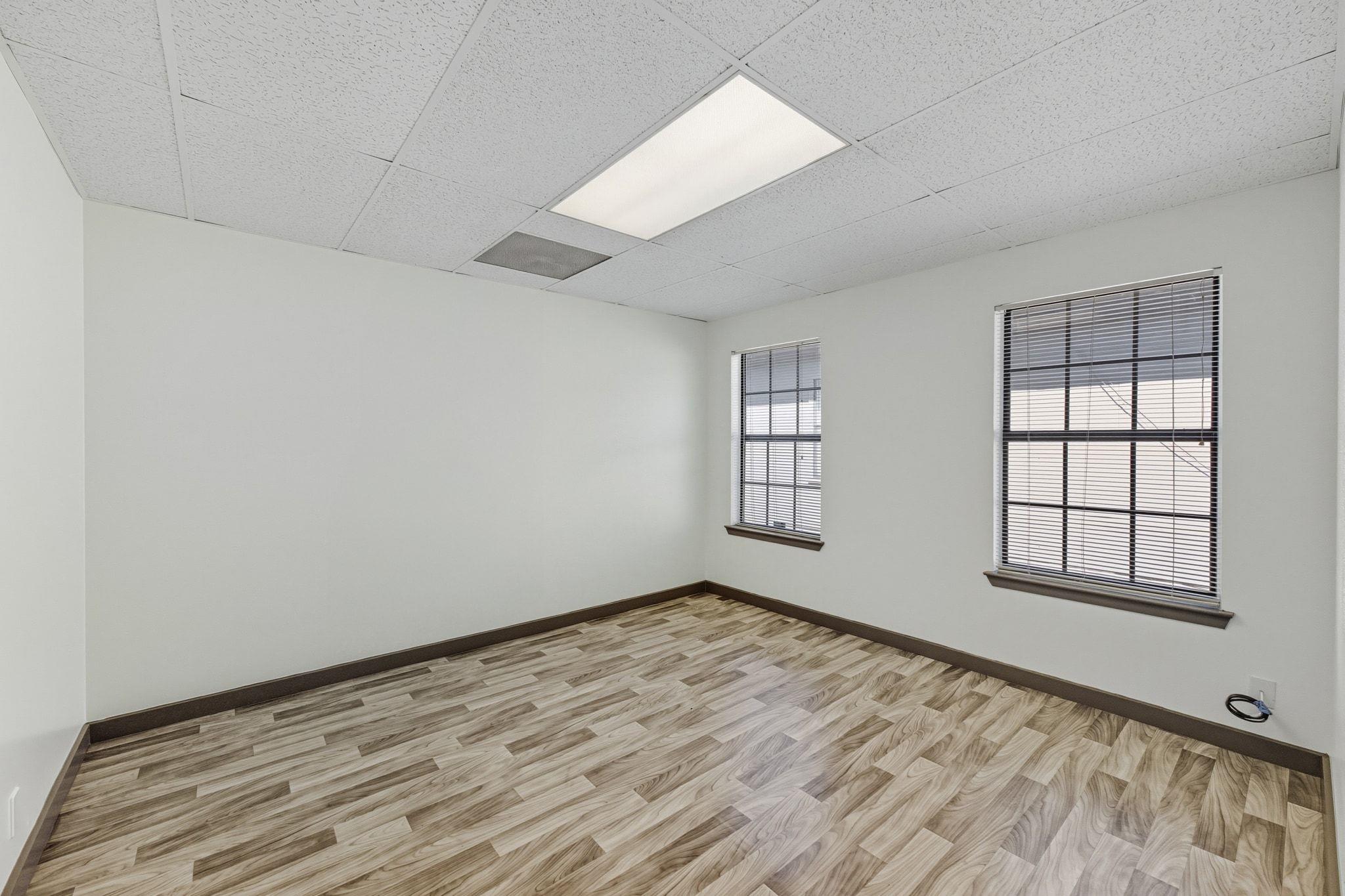 13740 Research Blvd # R Unit 2, Austin, TX 78750