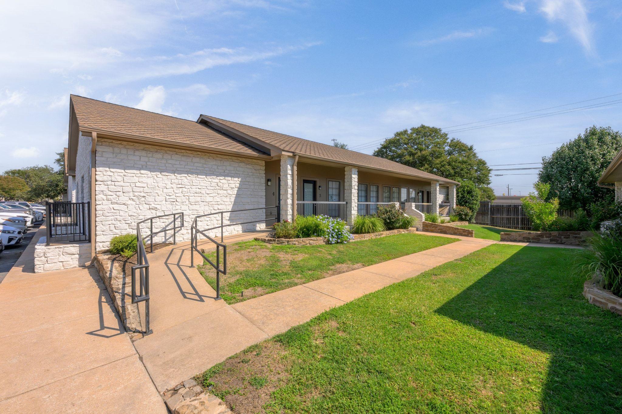 13740 Research Blvd # R Unit 2, Austin, TX 78750