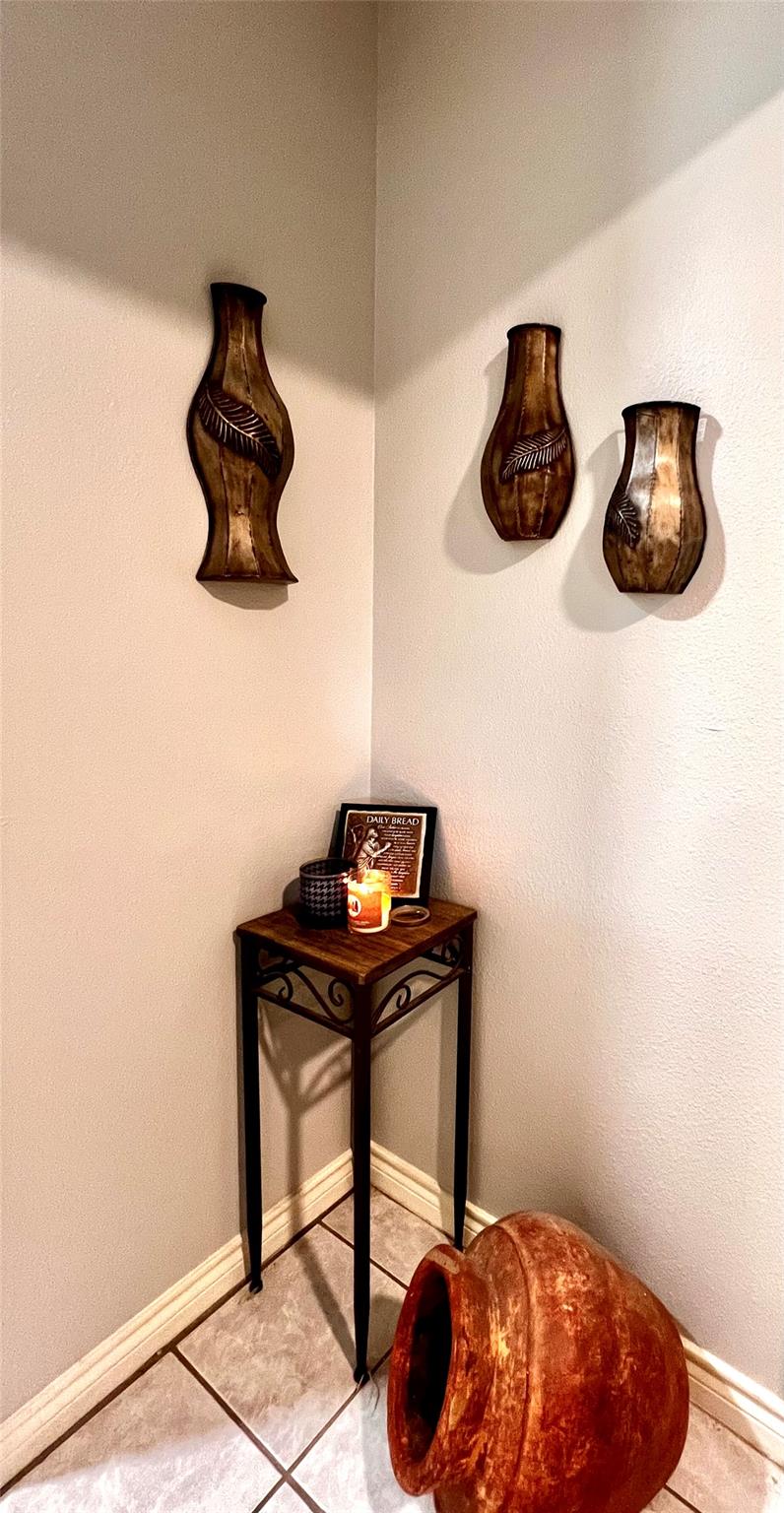 173 Misty Ln, Cedar Creek, TX 78612