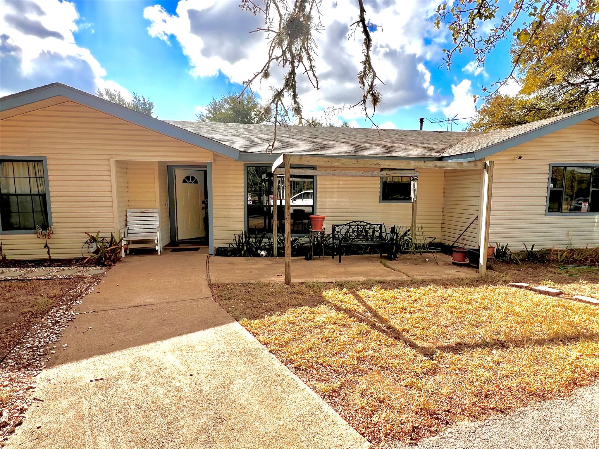 173 Misty Ln, Cedar Creek, TX 78612