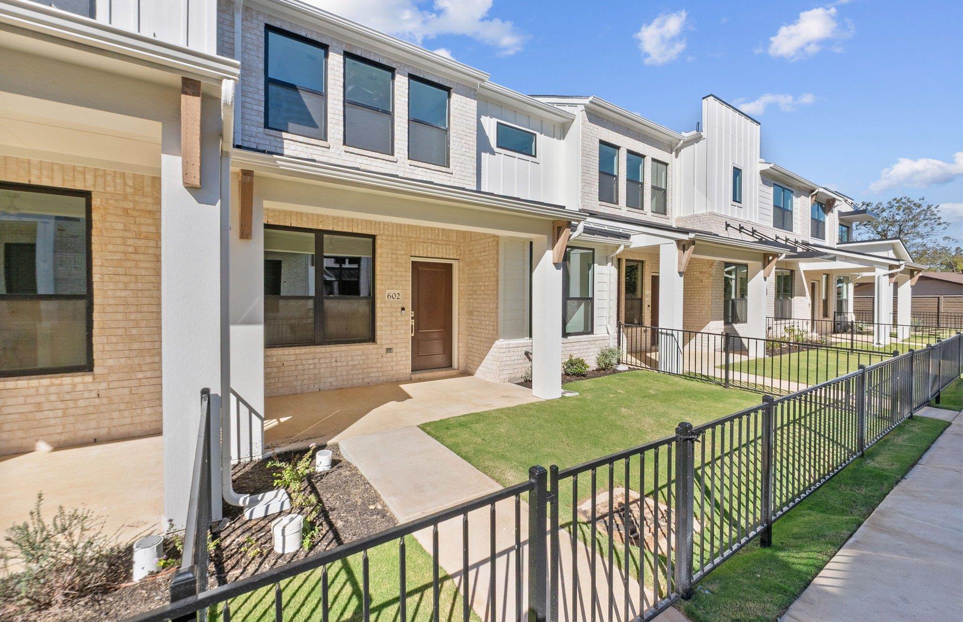 1280 E Main St # 602, Round Rock, TX 78664