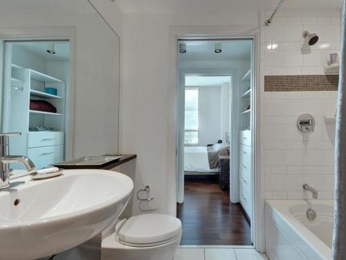 300 Bowie St # 2803, Austin, TX 78703