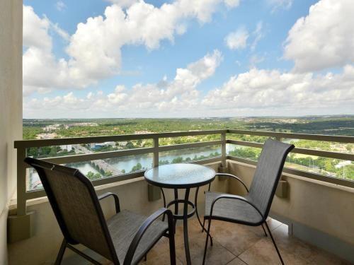 300 Bowie St # 2803, Austin, TX 78703