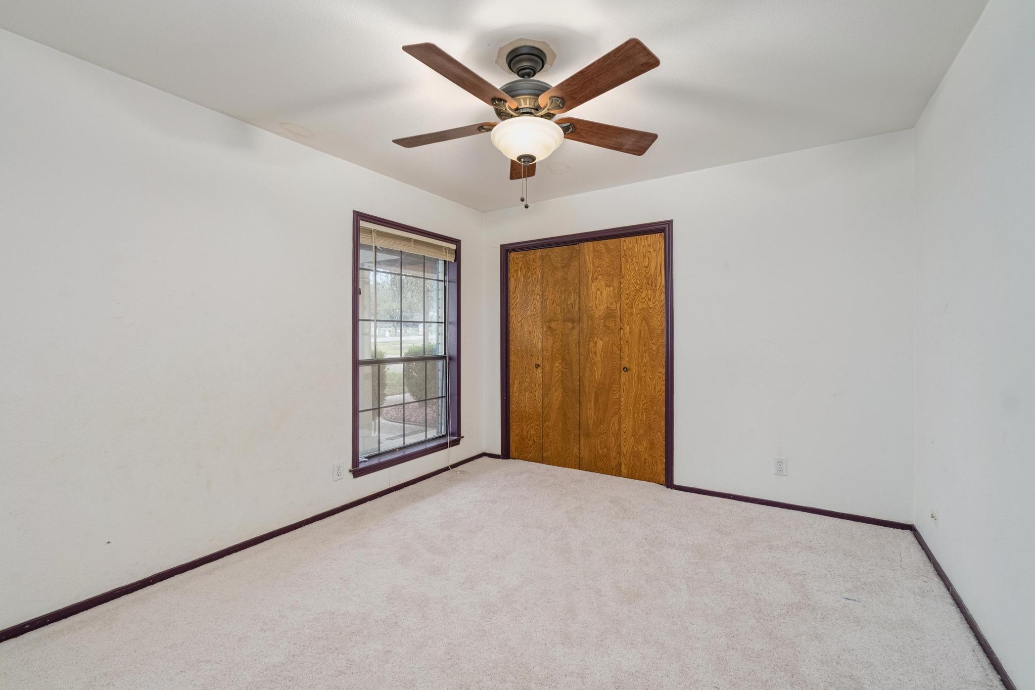 1008 Dove Dr, Manchaca, TX 78652