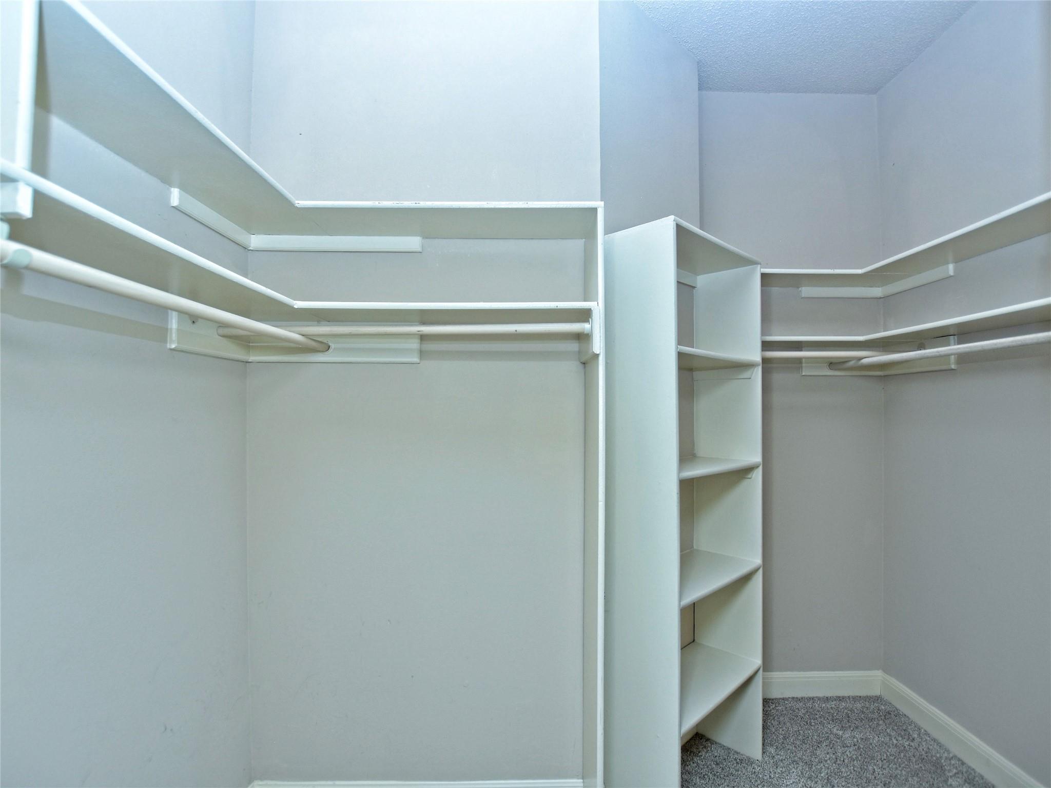 10215 River Plantation Dr # B, Austin, TX 78747