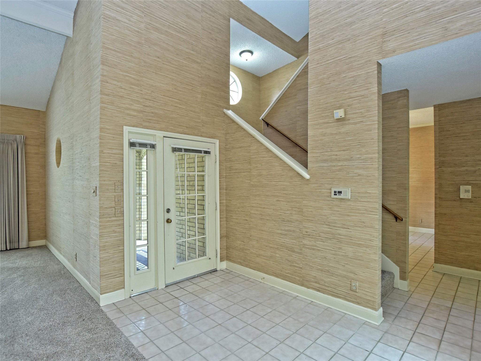 10215 River Plantation Dr # B, Austin, TX 78747