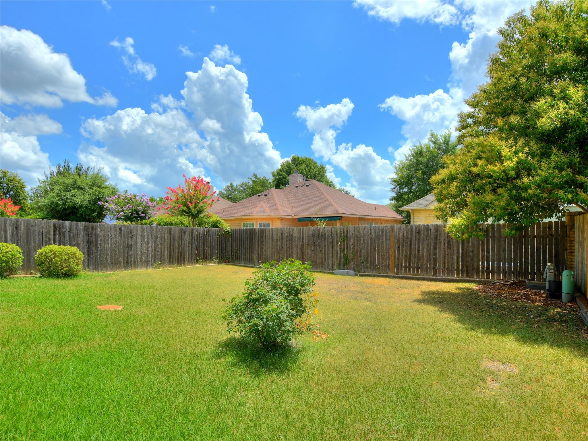 10215 River Plantation Dr # B, Austin, TX 78747