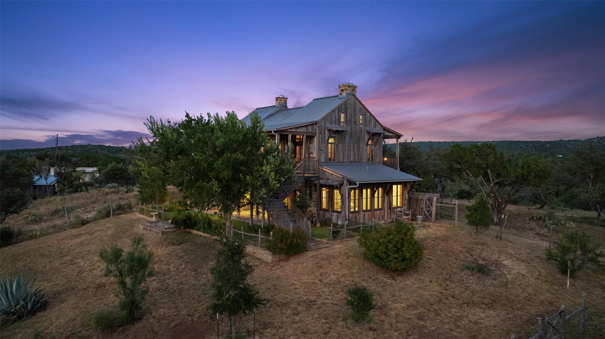 3503 Althaus-Davis Rd, Fredericksburg, TX 78624