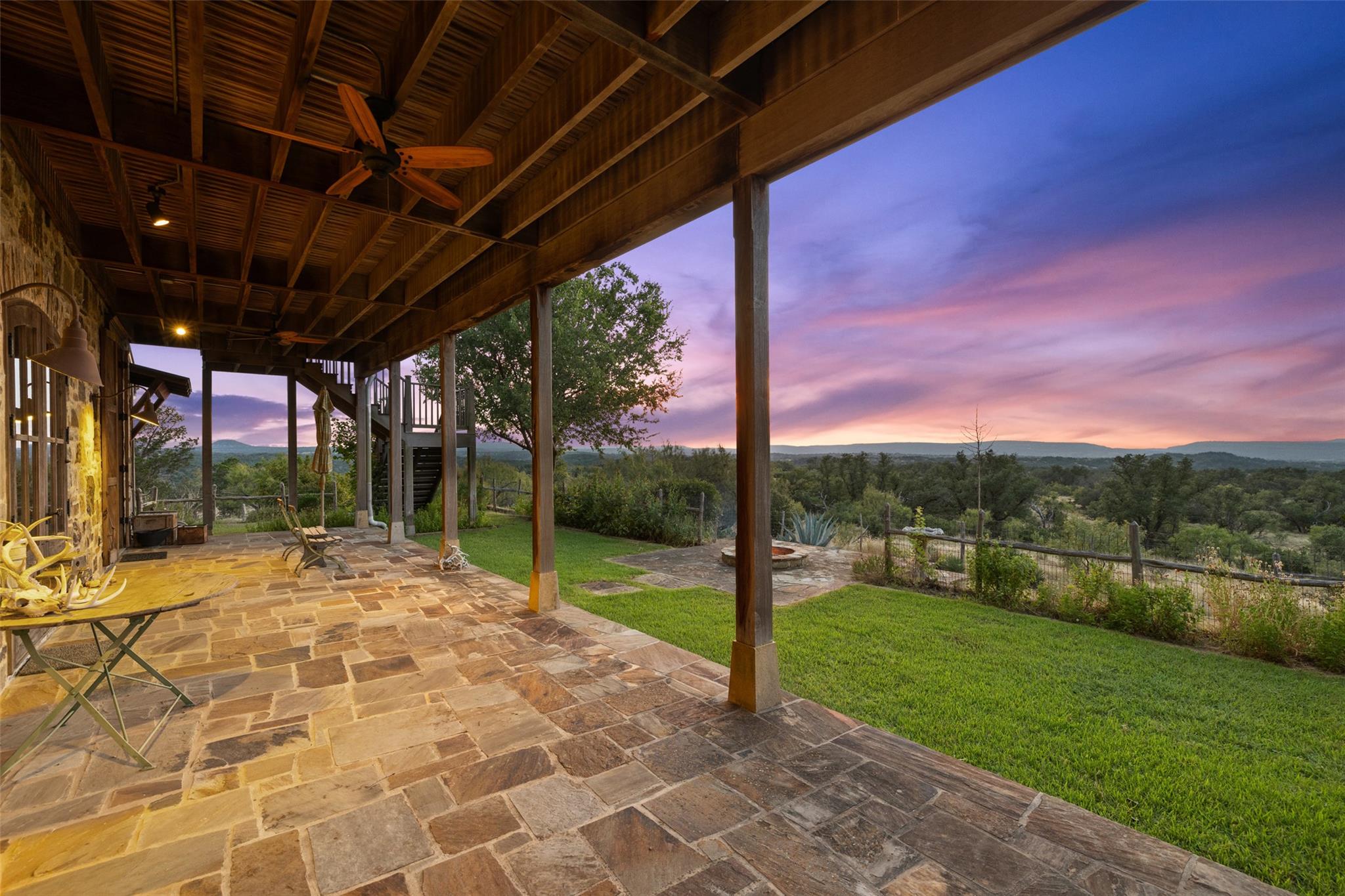 3503 Althaus-Davis Rd, Fredericksburg, TX 78624