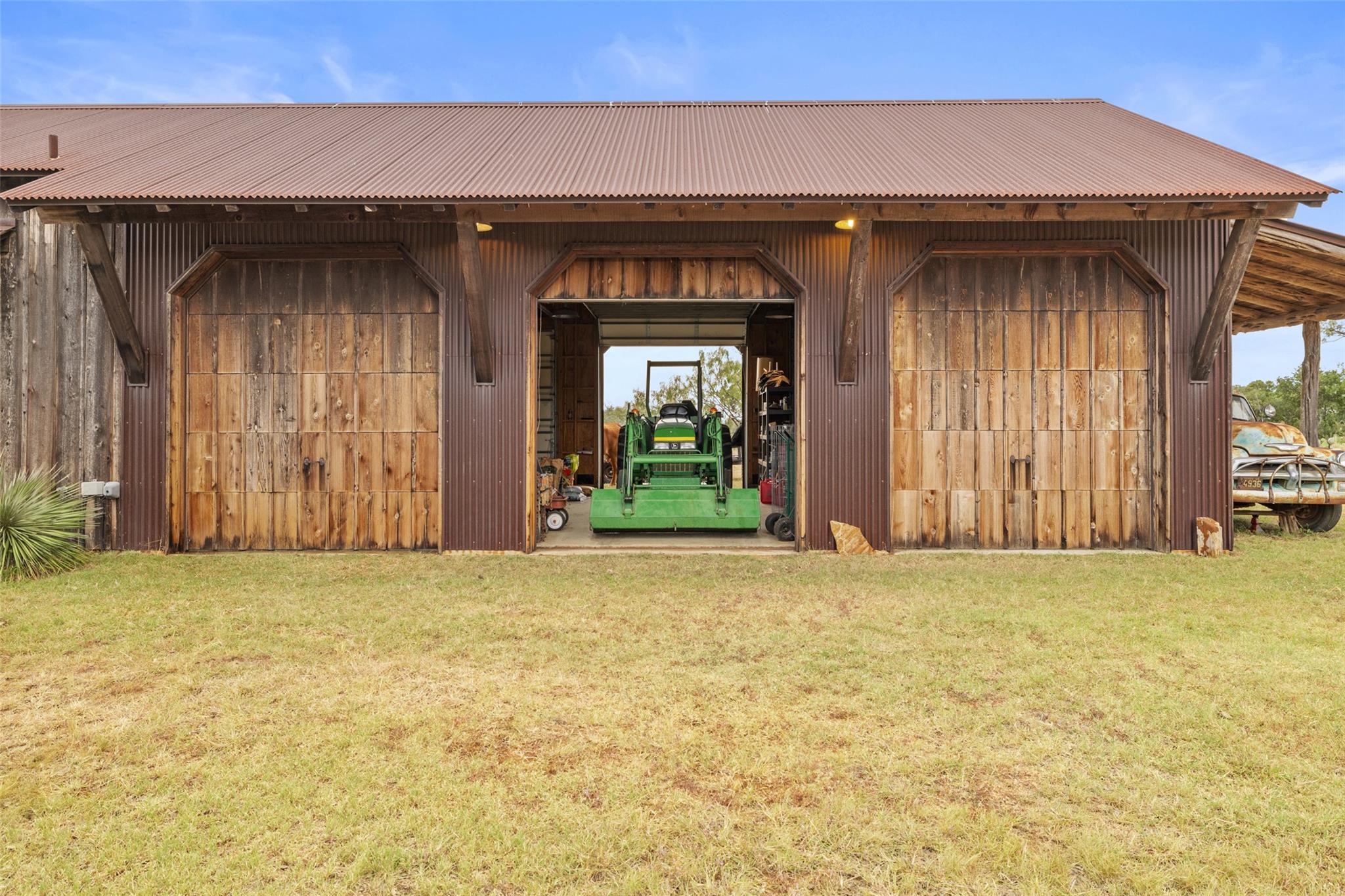 3503 Althaus-Davis Rd, Fredericksburg, TX 78624