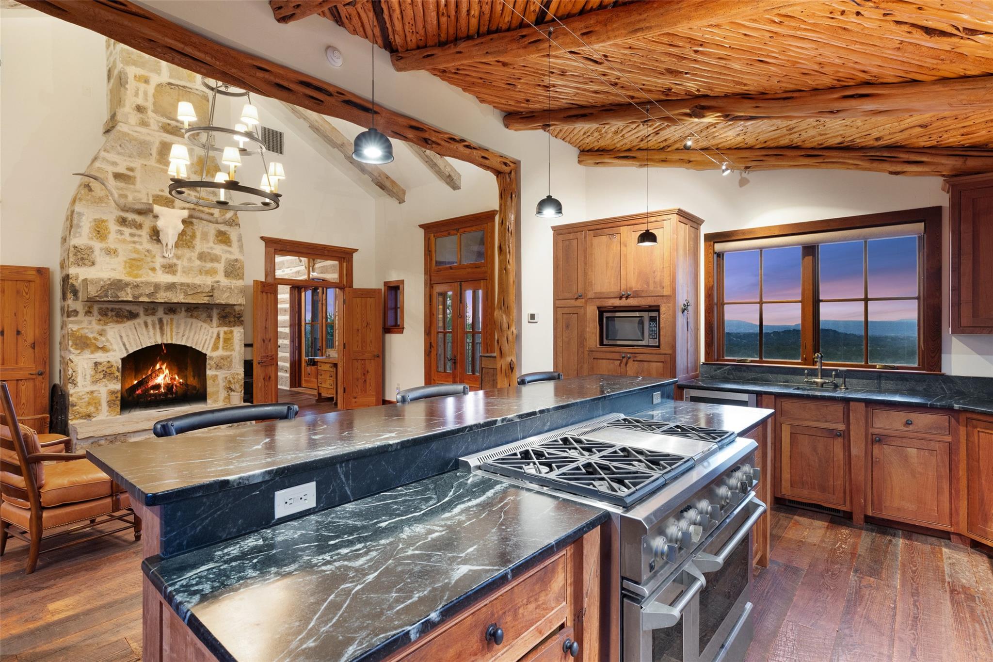 3503 Althaus-Davis Rd, Fredericksburg, TX 78624