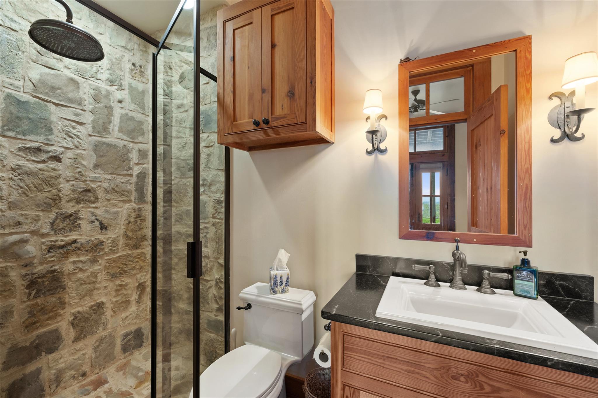 3503 Althaus-Davis Rd, Fredericksburg, TX 78624