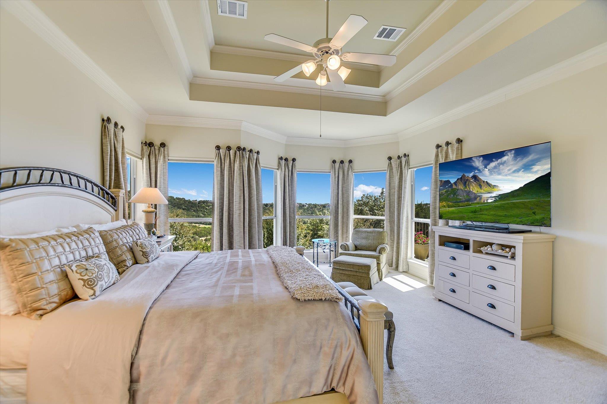 4545 GOLF VISTA Dr, Austin, TX 78730