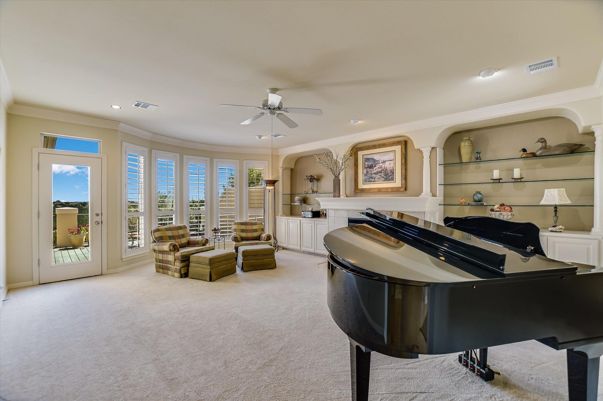 4545 GOLF VISTA Dr, Austin, TX 78730