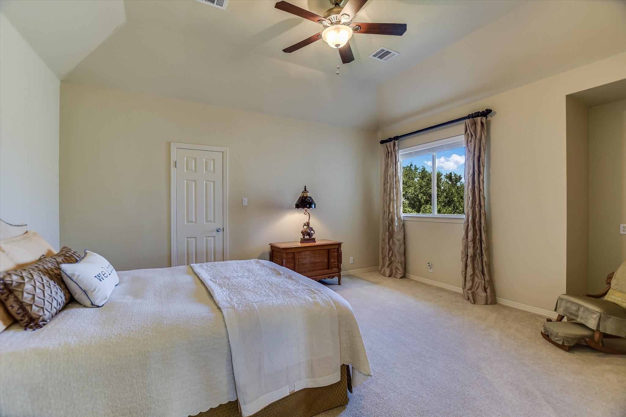 4545 GOLF VISTA Dr, Austin, TX 78730