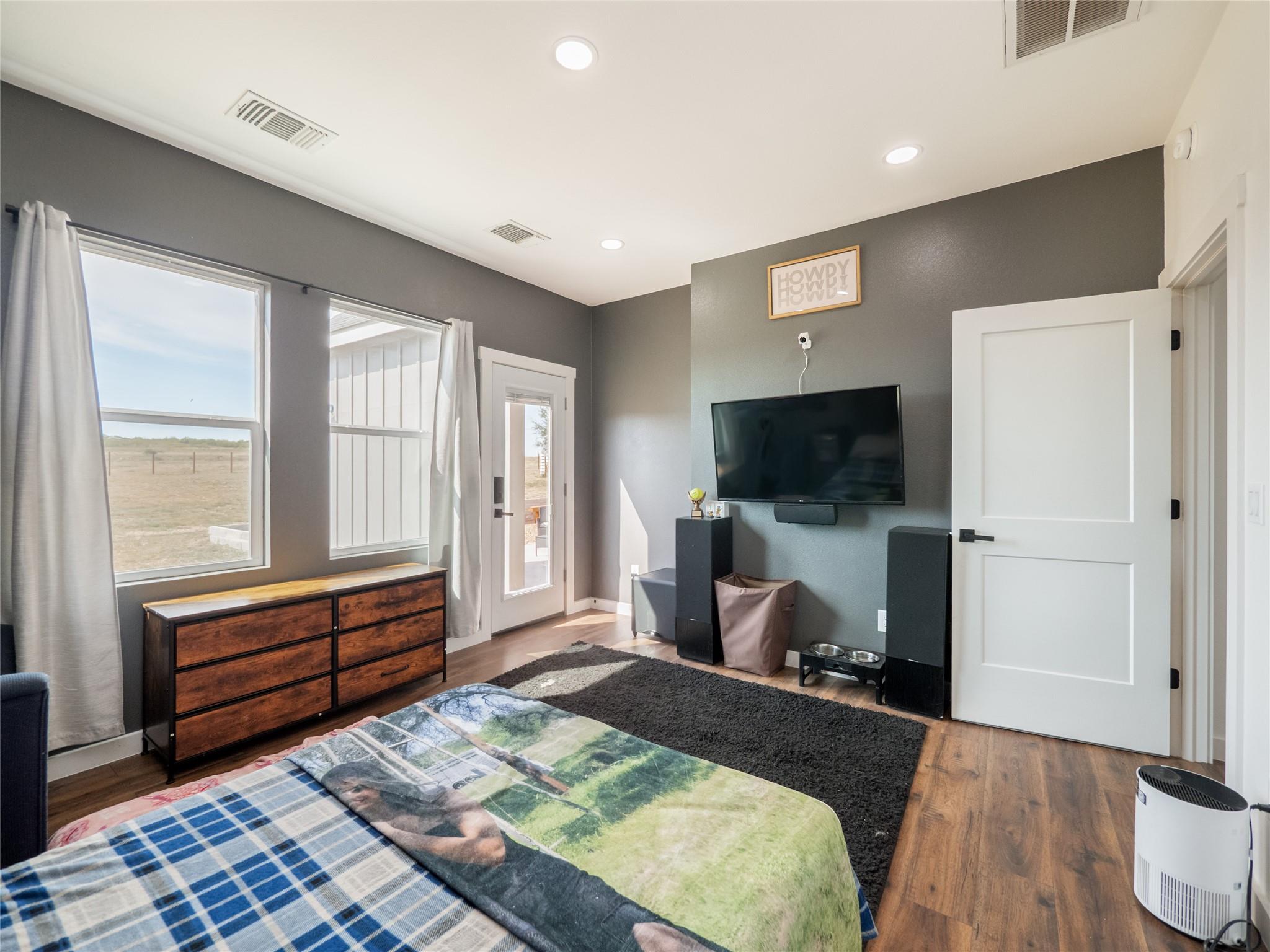 105 Mesa Grande Ct, Marble Falls, TX 78654