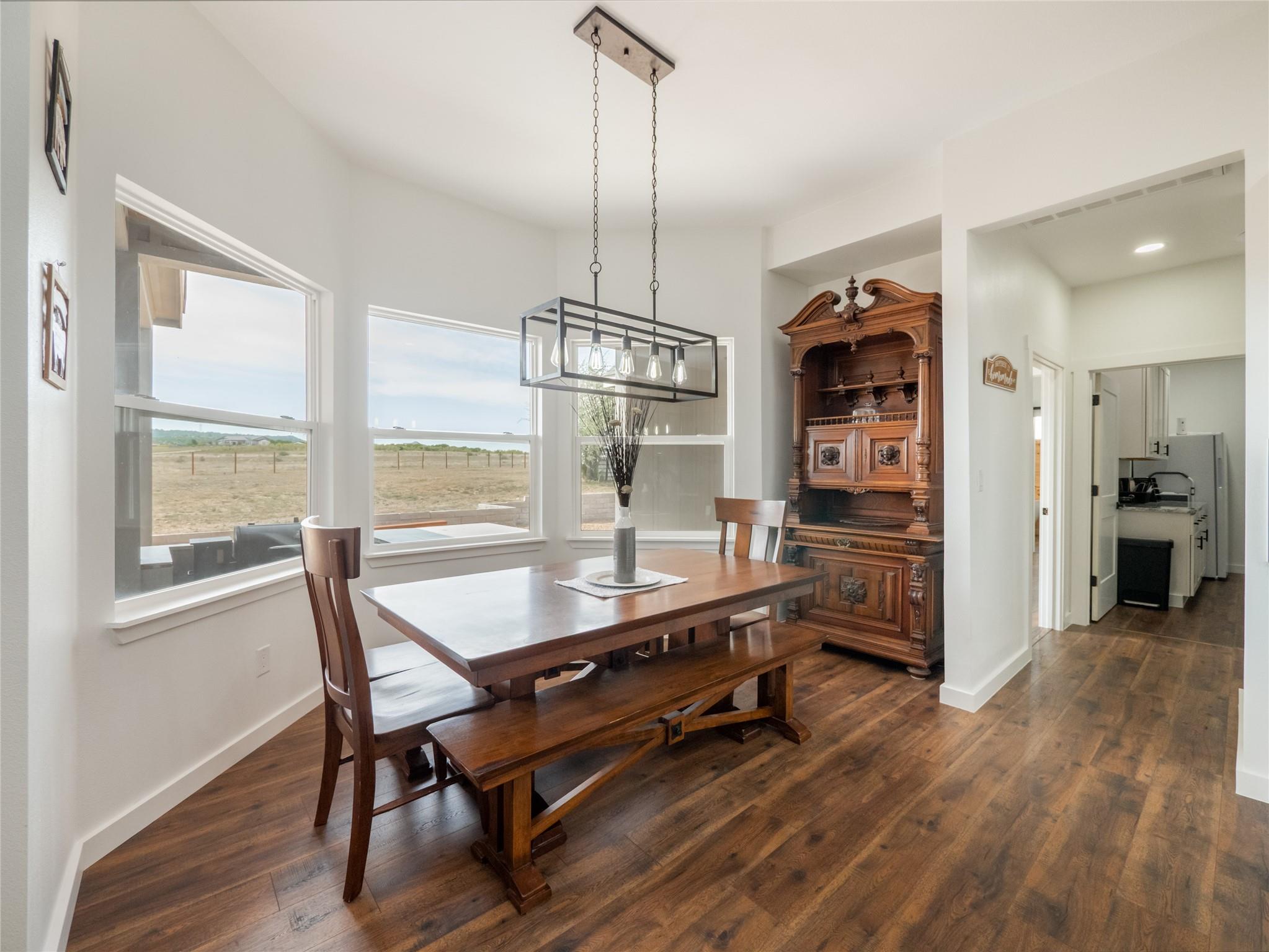 105 Mesa Grande Ct, Marble Falls, TX 78654