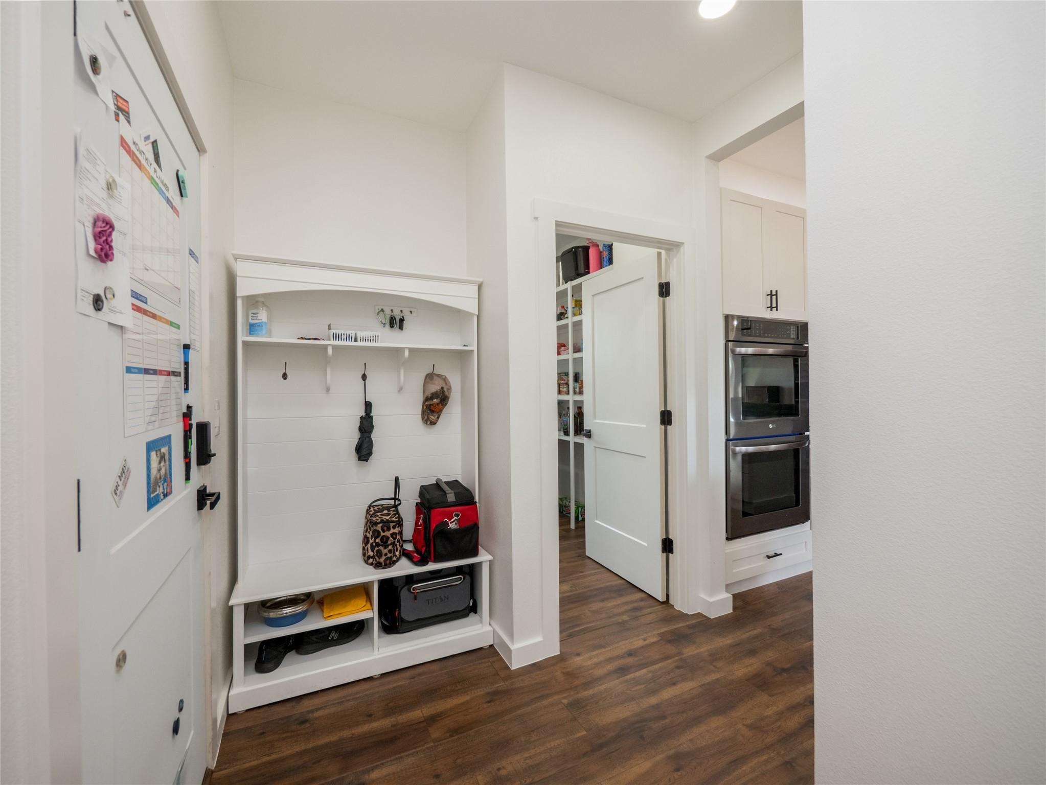 105 Mesa Grande Ct, Marble Falls, TX 78654