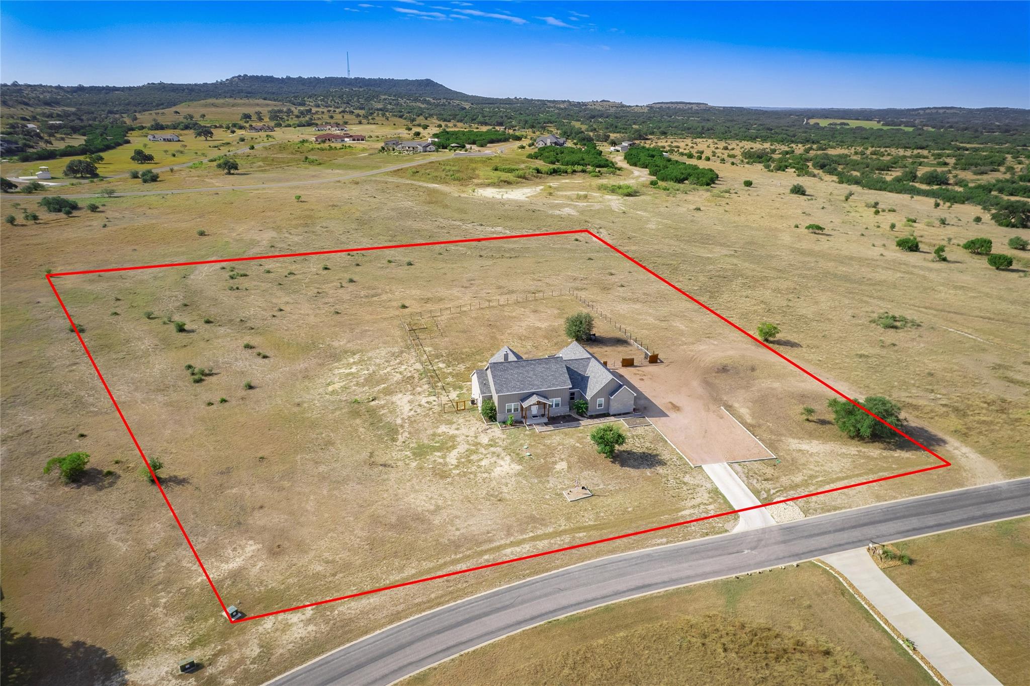 105 Mesa Grande Ct, Marble Falls, TX 78654