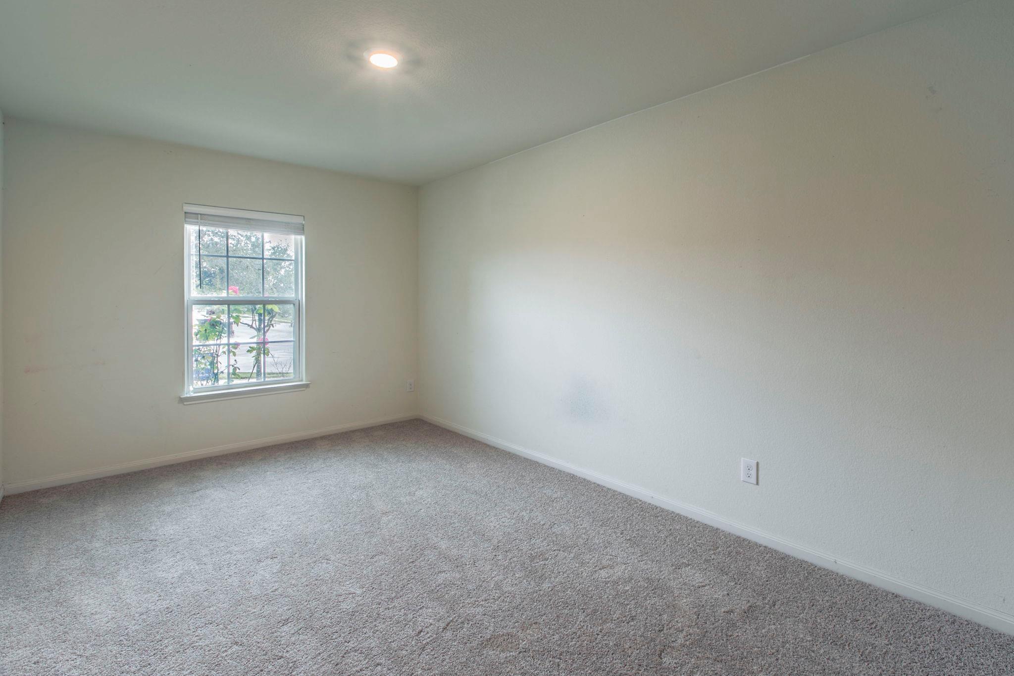 136 Allington Cir, Jarrell, TX 76537