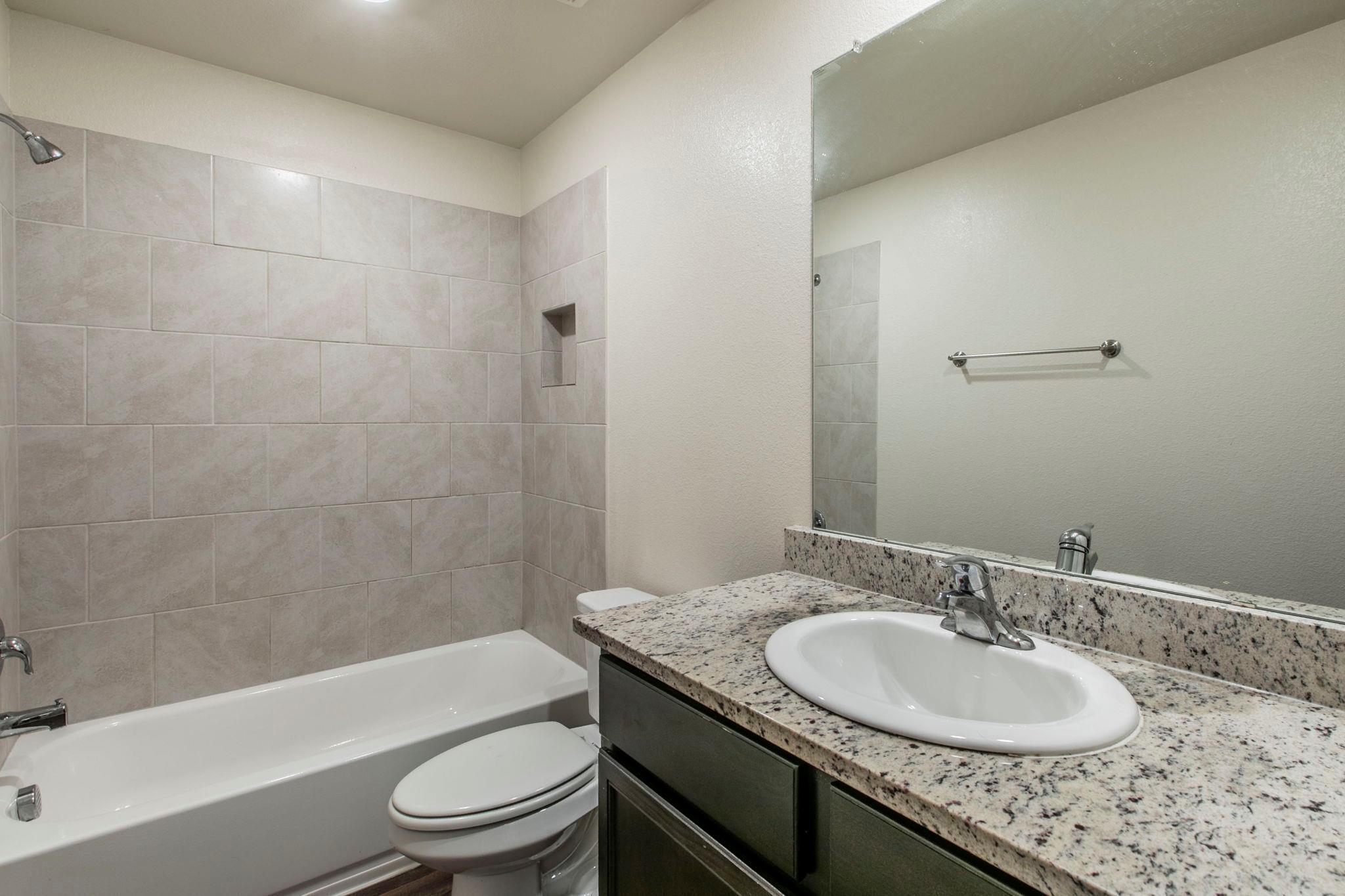 136 Allington Cir, Jarrell, TX 76537