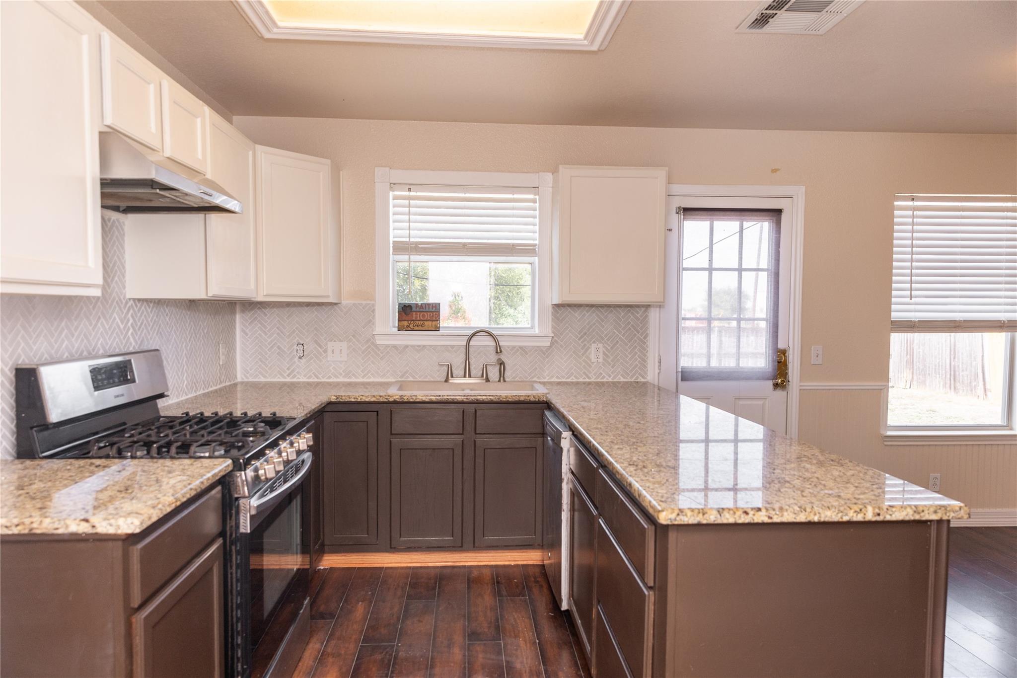 184 Unity, Kyle, TX 78640