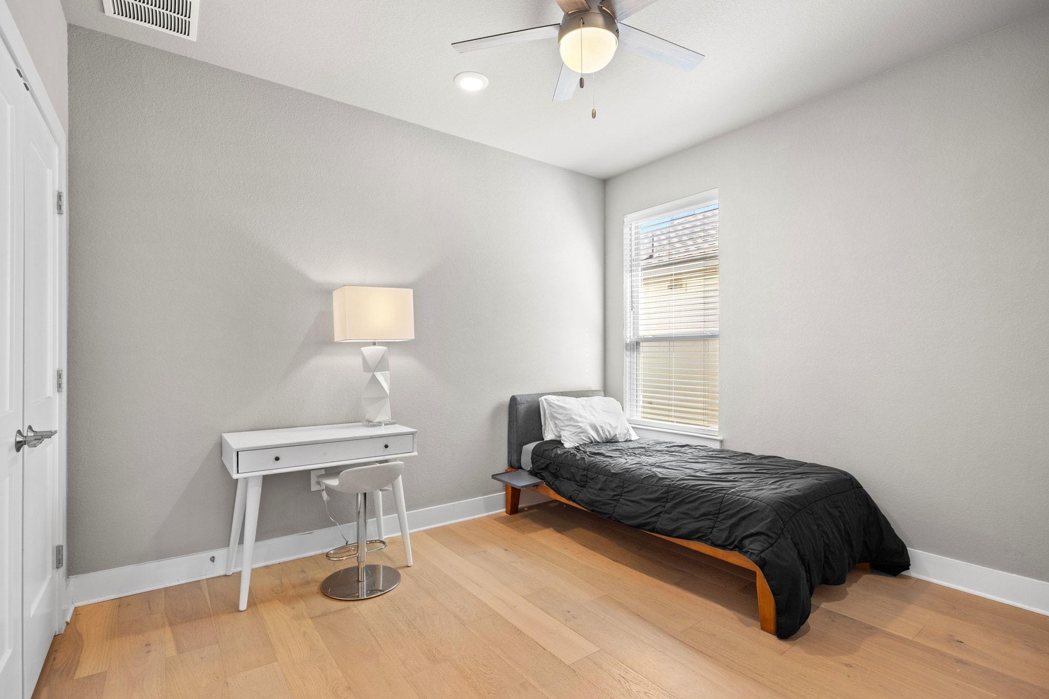 112 Dax Dr, Liberty Hill, TX 78642