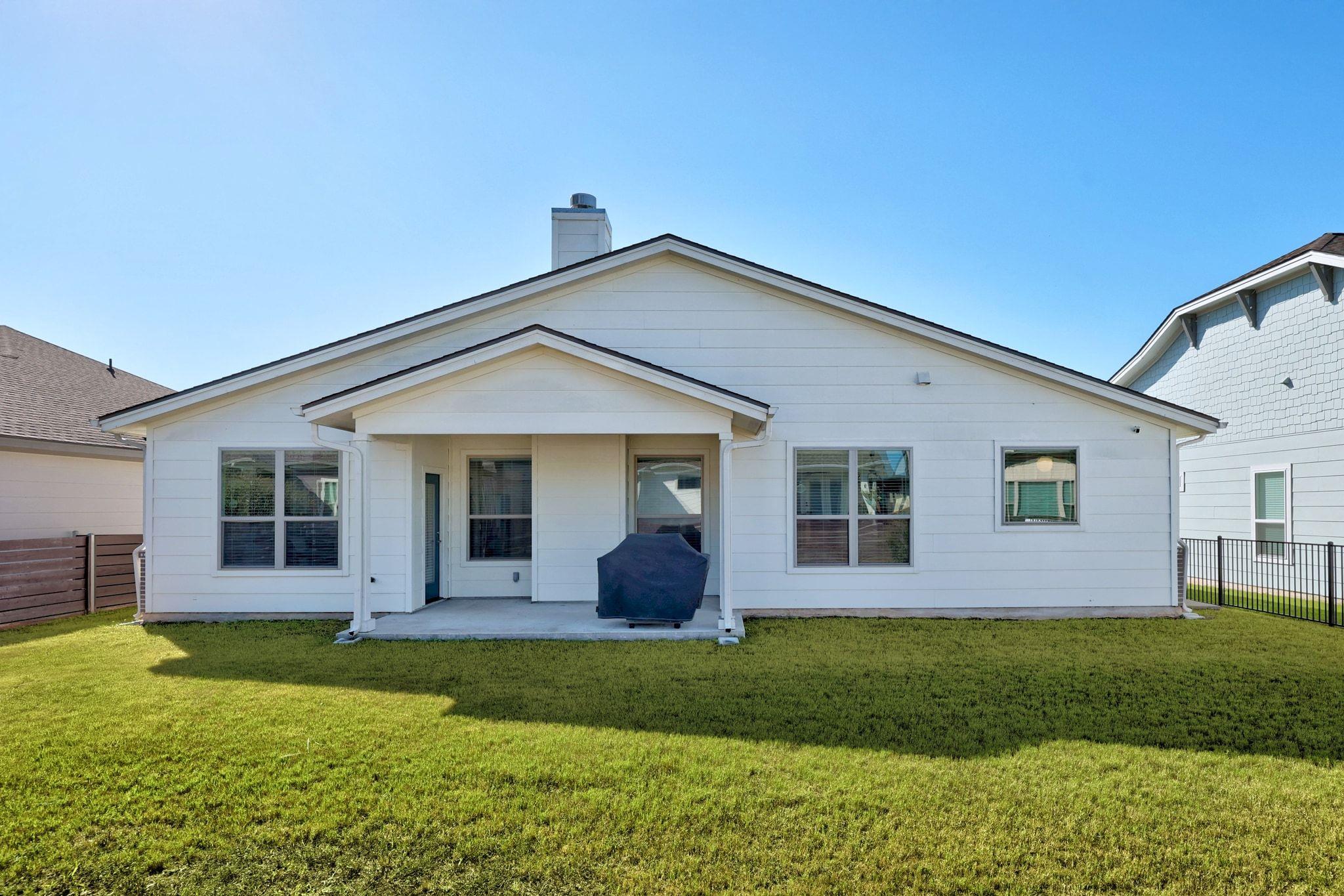 112 Dax Dr, Liberty Hill, TX 78642