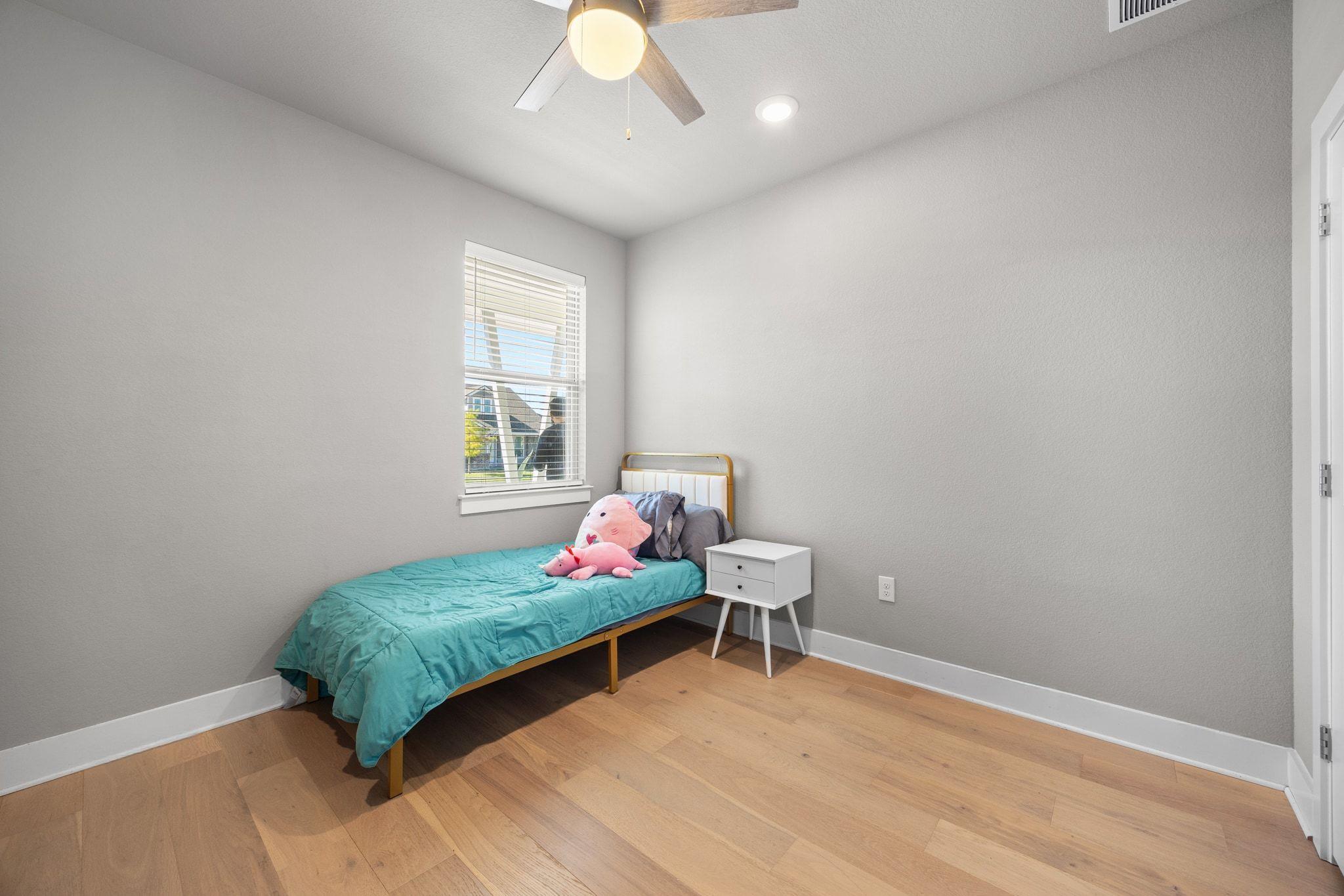 112 Dax Dr, Liberty Hill, TX 78642