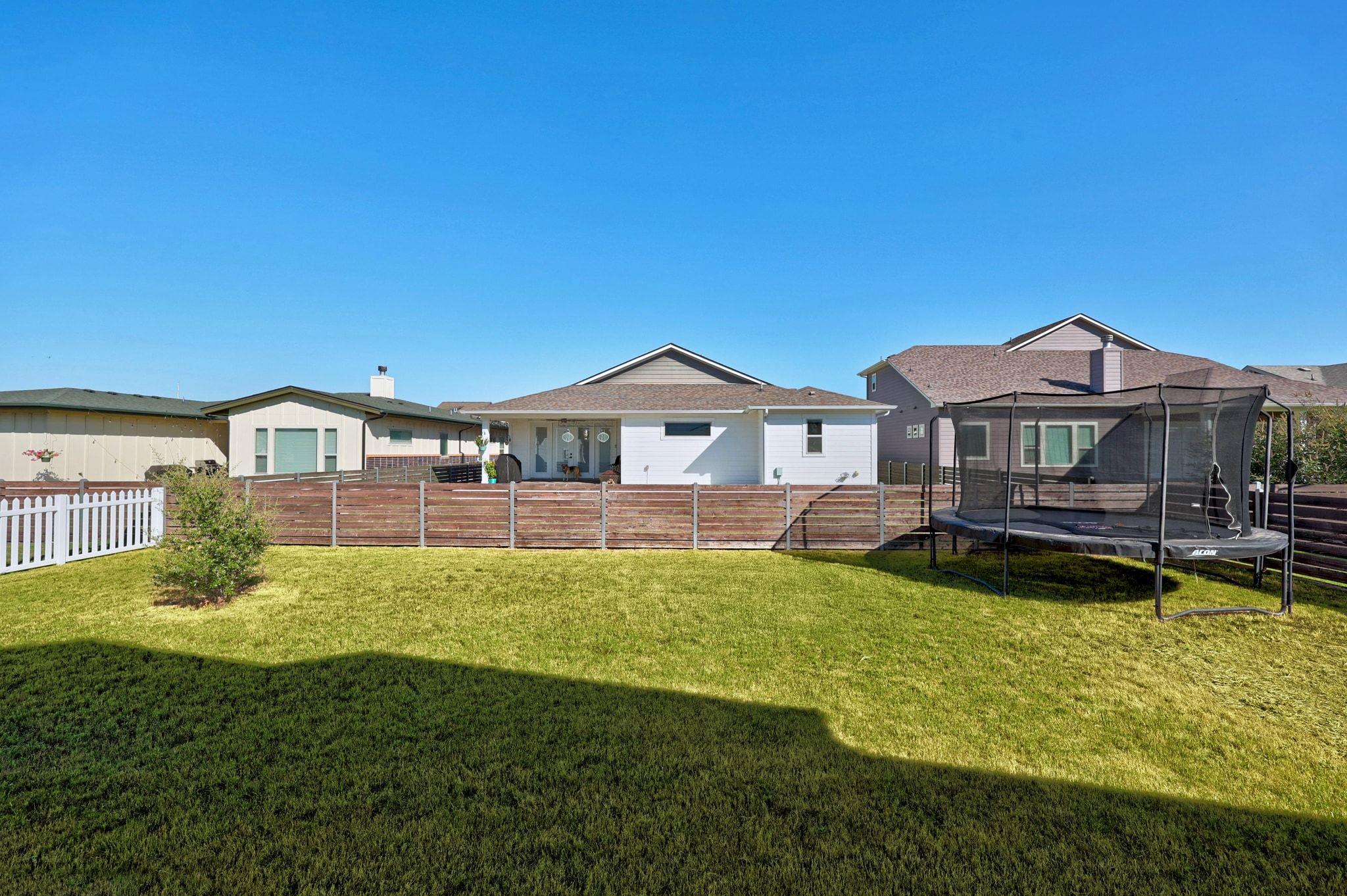 112 Dax Dr, Liberty Hill, TX 78642