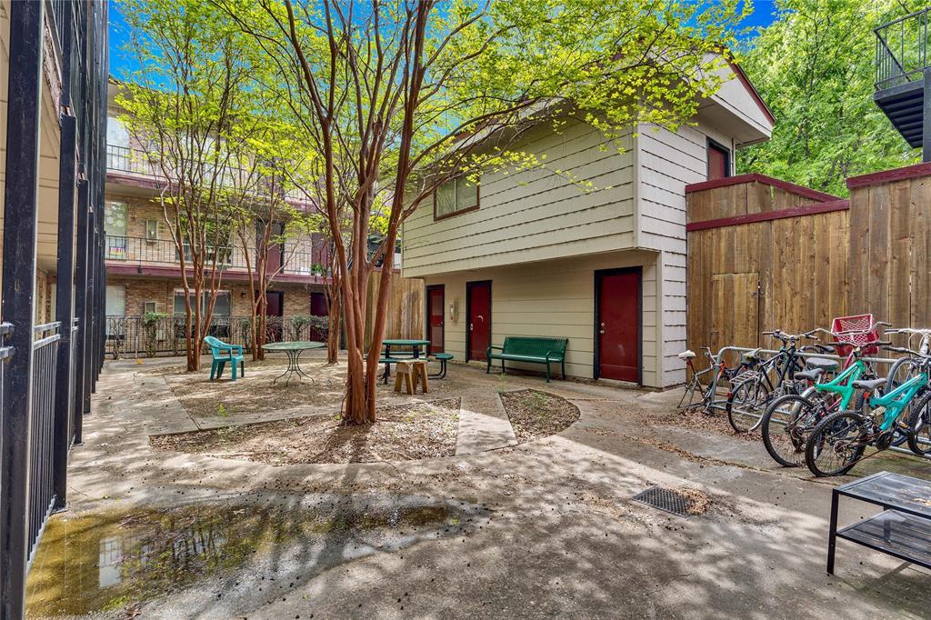 2207 Leon St # 205, Austin, TX 78705