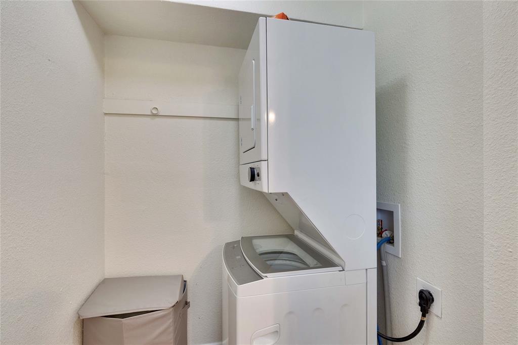 2207 Leon St # 205, Austin, TX 78705