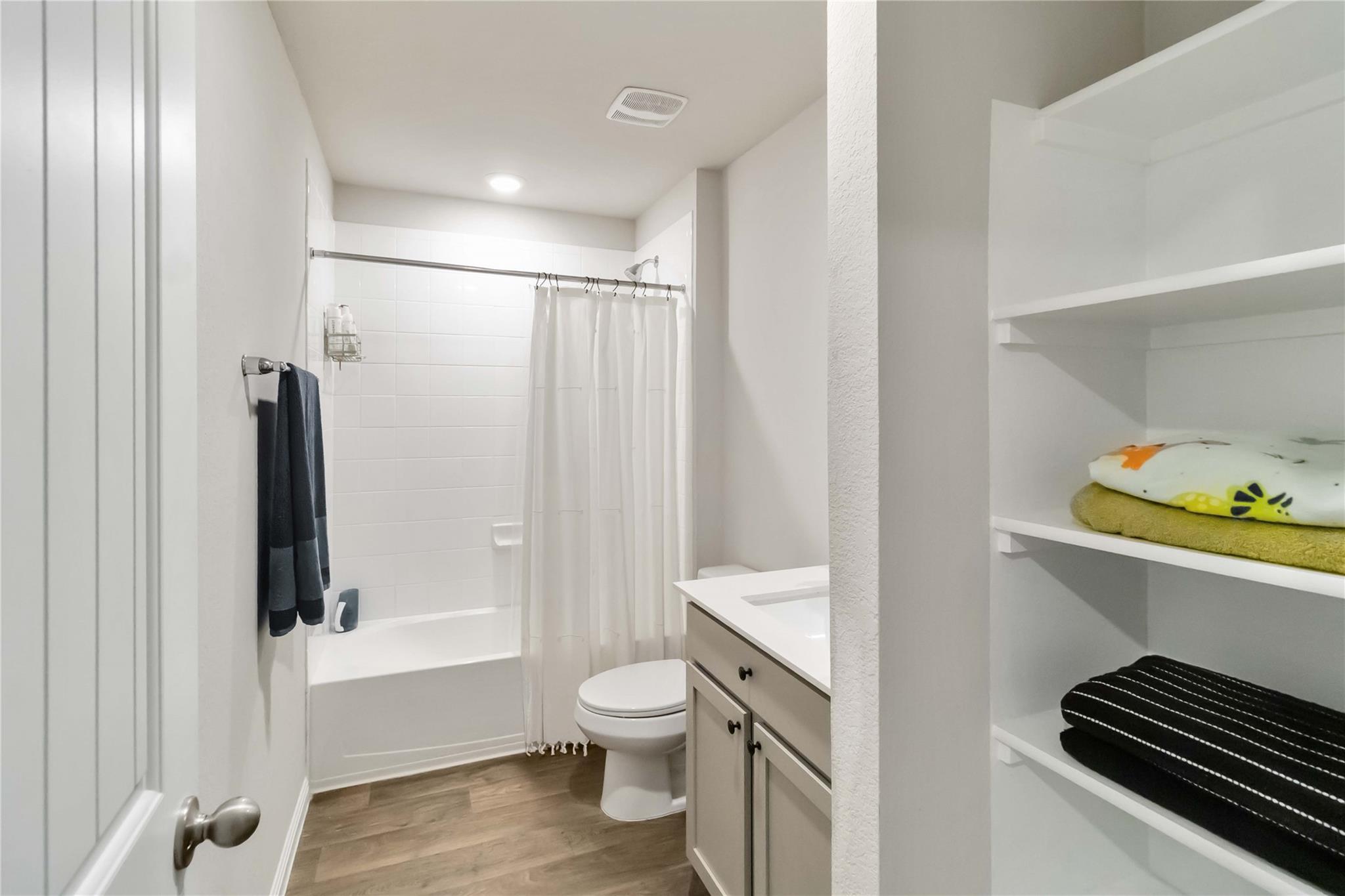 103 Mariners Lndg, Bastrop, TX 78602